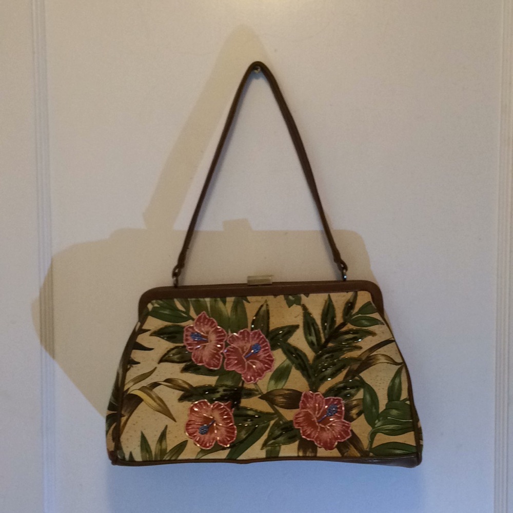 Bead flower purse